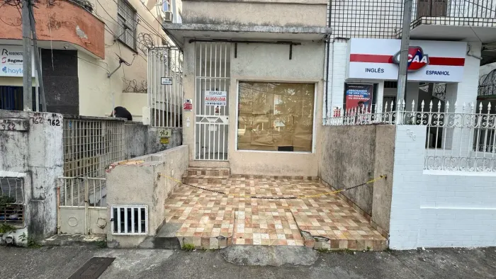 Alugamos Loja térrea em Nazaré