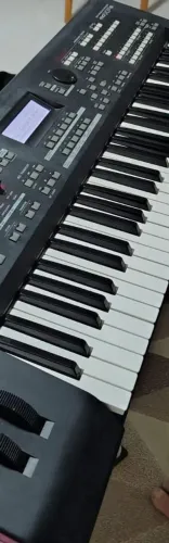 Teclado yamaha MOXF6 