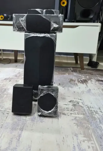 Conjunto de caixas para Home theater LG LHB625 de 1.000W 5.1