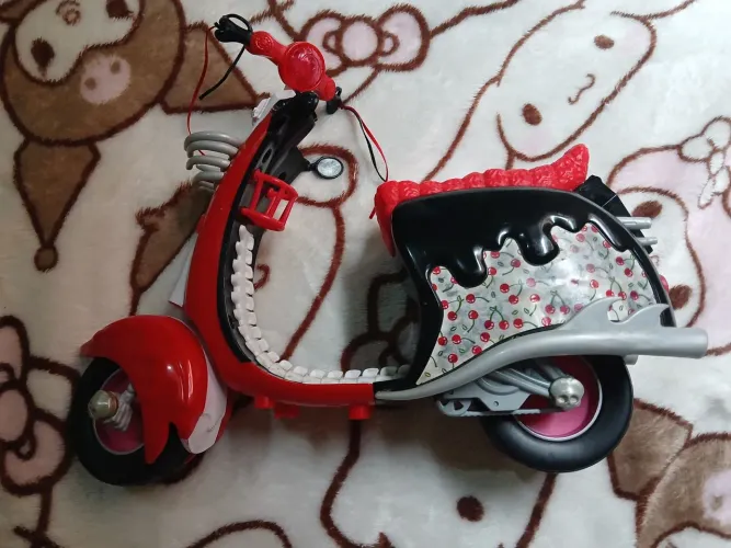 Moto Ghoulia Monster High