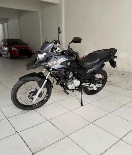 HONDA XRE 300 2023 À VENDA
