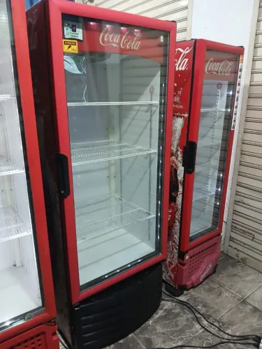 Vendo Freezer da Coca Excelente Estato