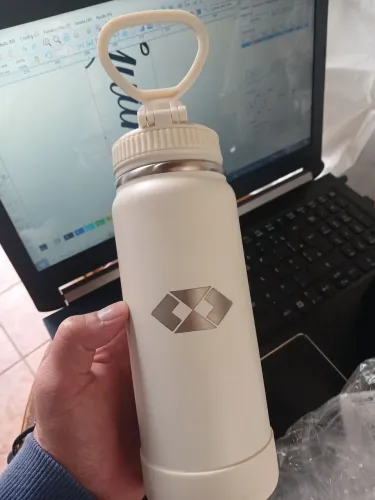 Garrafa térmica personalizado