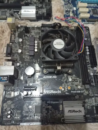 Placas e Processadores Intel e AMD