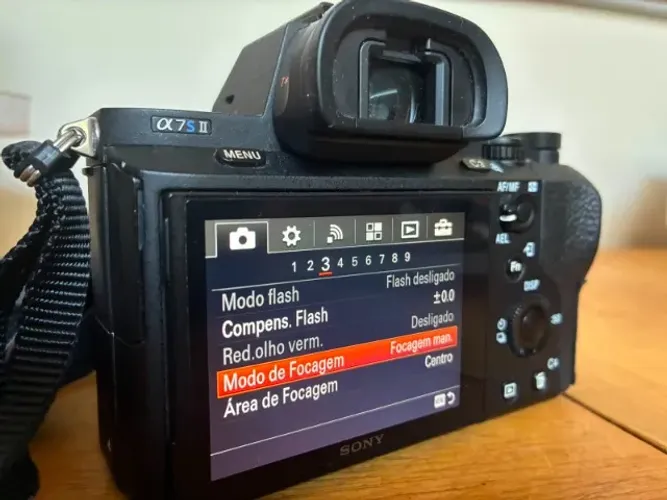 Sony A7S II Full Frame + Lente 28-70mm + Grip + 3 baterias+Kit Completo