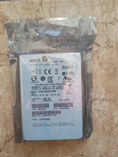 Vendo Disco rígido SSD HGST HUSML4020ASS600 200GB 2,5" SAS 0B26586, novo lacrado.