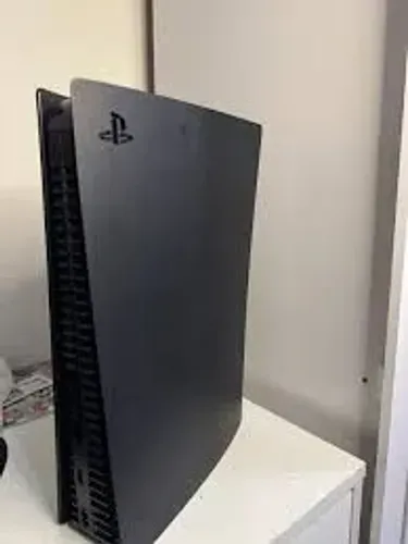 Playstation 5 , 2 controles e jogos.