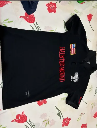 Camisa polo Haunted Mound