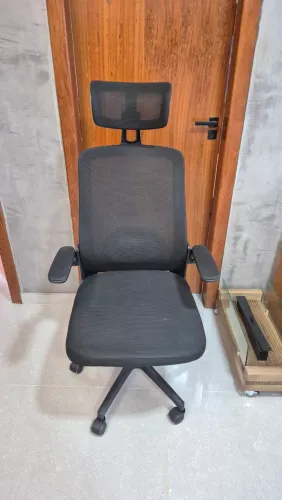 Vendo Cadeira de Escritório Ergonômica