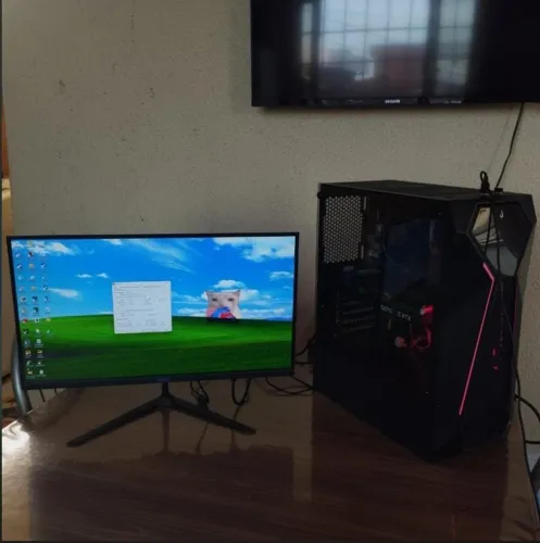 PC Gamer RTX 4060 i5 12400F 16GB + Monitor 21 Unico Dono