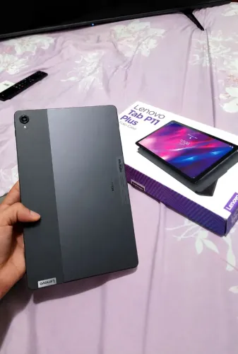 Tablet Lenovo Tab P11 plus + capa (seminovo, com caixa, nota fiscal e carregador)