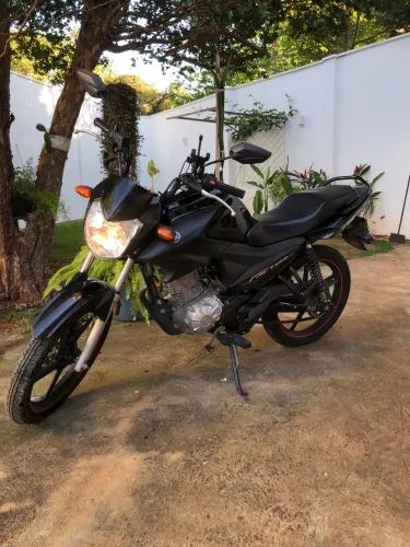Moto super nova, pouco rodada