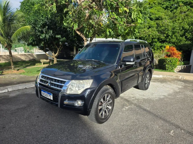 Mitsubishi Pajero HPE Full 3.2 4X4 T.i.dies. 5P AUT 2011