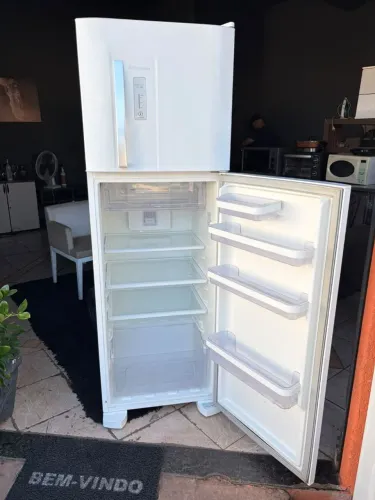 Geladeira Electrolux front Free 380 litros