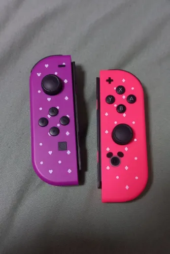 Par de Joy-con com grips seminovos
