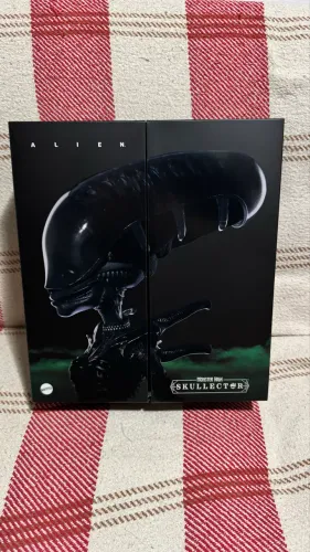 Monster High Alien Skullector