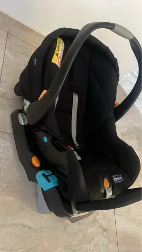 Bebê Conforto Chicco KeyFit com Base para Carro - Preto