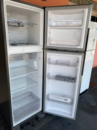 Geladeira inox perfeita entrego hoje dou garantia