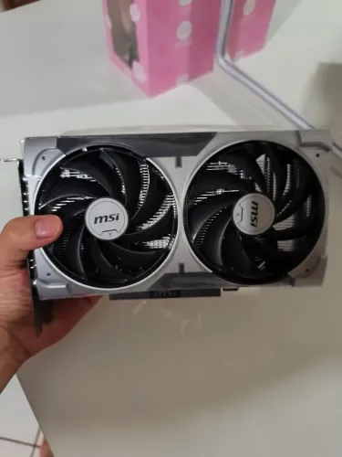 Vendo RTX 5050 8GB NOVA
