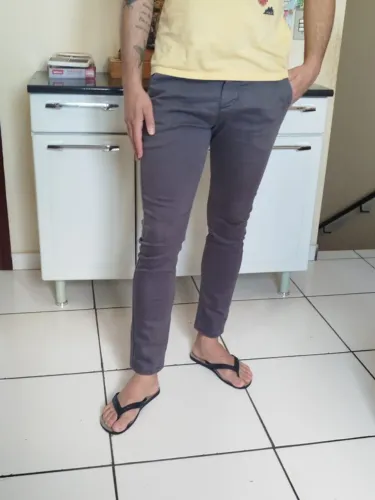 Calça Cinza Chumbo Tam. 38 Corte Chino