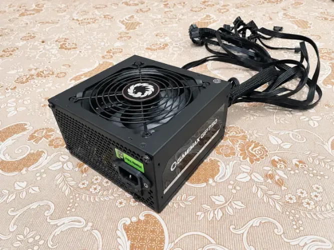 Fonte De Alimentacao 750w Gp750 80 Plus Bronze Gamemax