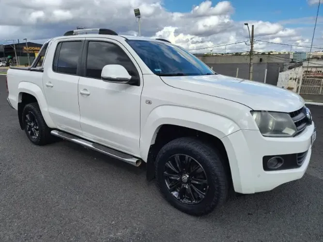 Volkswagen Amarok High.cd 2.0 16V TDI 4X4 Dies. AUT 2014