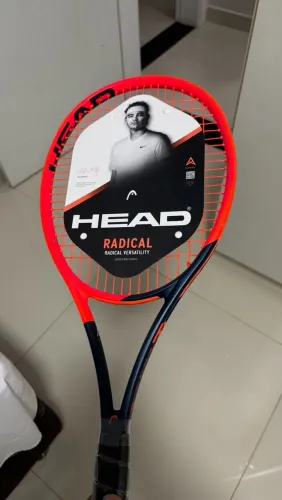Head Radical MP 2023 - Nova, nunca usada 98 pol² · 300 g · 16x19 · Grip L3 (4 3/8)