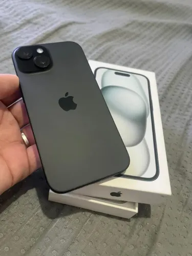 iPhone 15 256