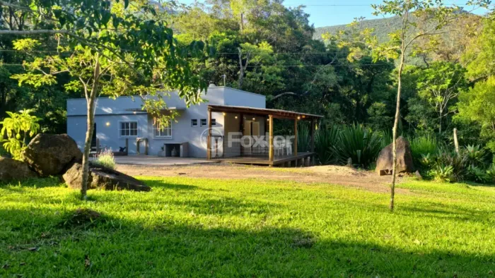 Fazenda / Sítio / Chácara à venda Estrada Mundo Novo, Centro - Maquiné