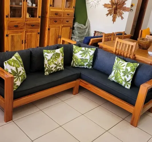 Assentos Sob Medida Para Bancos, Cadeiras e Sofás  e Madeira 