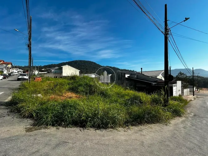 Terreno 298m² com Boa Localização - Bela Vista - CEN