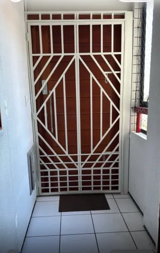 Portão de ferro