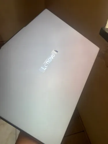 Notebook Lenovo IdeaPad Slim 3 15IRH10 - Semi Novo | Apenas 2 meses de uso | Na garantia