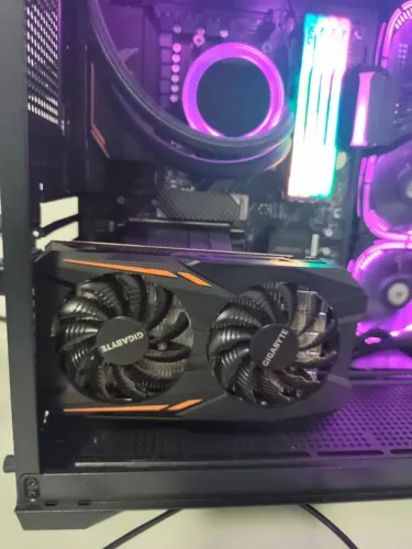 Placa de vídeo Gtx 1050 4gb Gigabyte