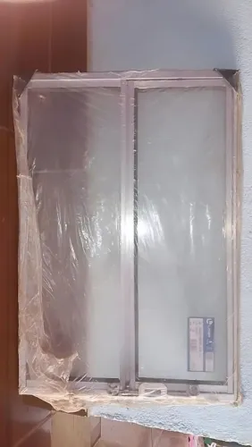 Vendo janela para banheiro 40x60 nova