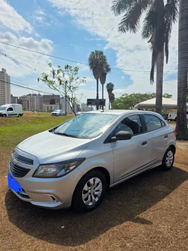 Chevrolet Onix JOY Hatch 1.0 8V Flex Mec. 4P 2019