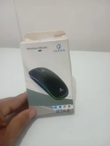 Mause Ivana pra vender todo bom com caixa e Cabo de carrega