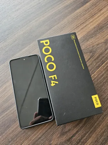 Poco F4