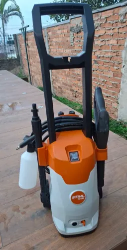 Lavadora STIHL RE80 220V<br>Pouquíssimo uso R$ 500,00<br>Interessados chamar no privado.