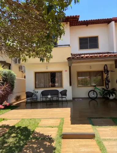 SOBRADO 3 QUARTOS, SENDO 1 SUÍTE