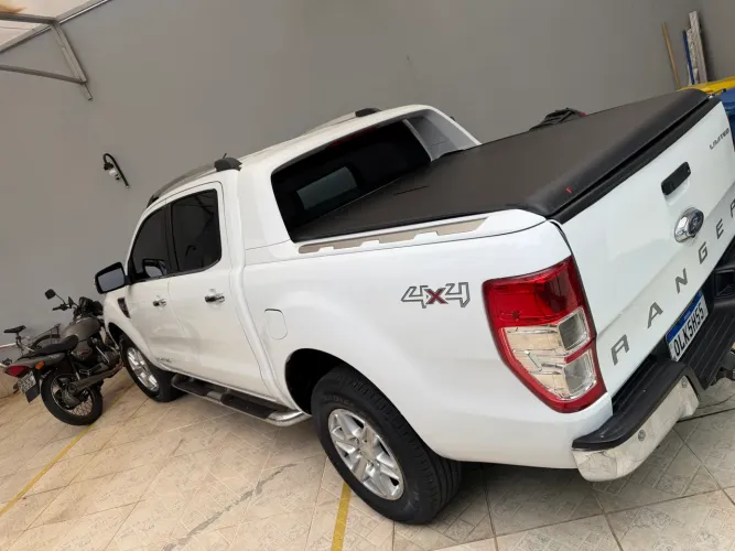 Ford Ranger Limited 3.2 20V 4X4 CD Aut. Dies. 2014
