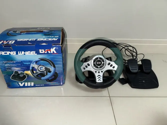 Volante BAK V18 Racer com Pedais e Caixa Original
