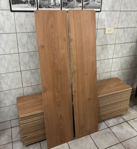 Piso Laminado Click - OPORTUNIDADE 