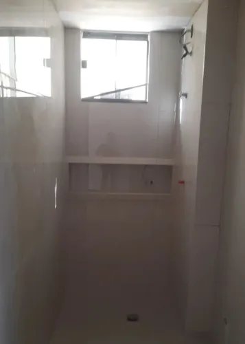 Azulejista especializado em acabamentos 