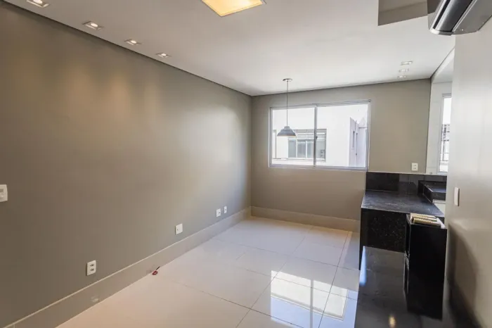 Apartamento à Venda - São Pedro, 2 Quartos, 58 m2