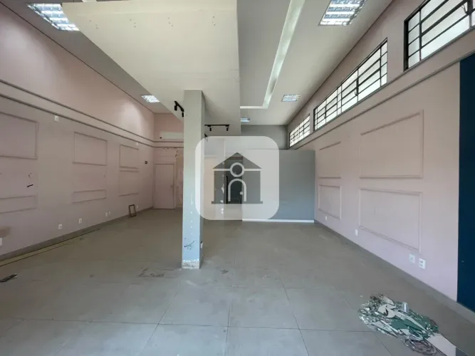 Loja comercial com 70m² disponível para locação no bairro Jardim Patrícia
