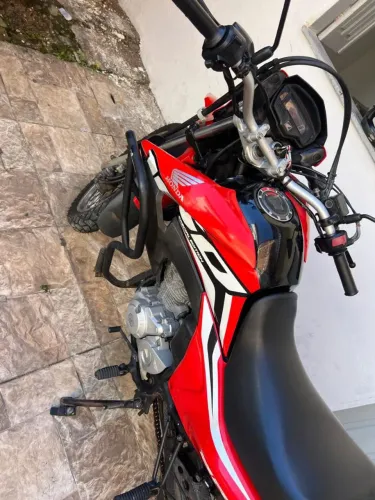 Moto bros 160 com 55mil km em meu nome recibo em branco ,moto muito boa p trabalhar