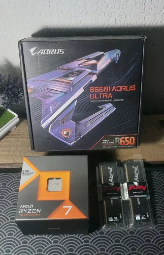 RYZEN 7 7800X3D + B650 ITX AORUS + 2X8GB 5600MHZ 
