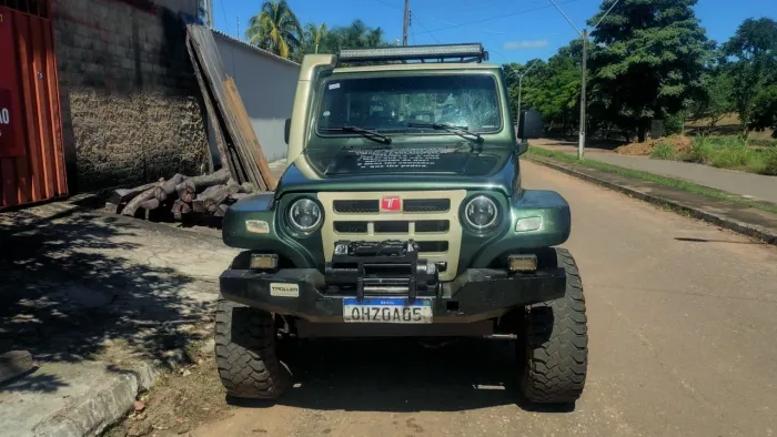 Troller T-4 4X4 3.2 TGV TDI Cap. Rígida Diesel 2013