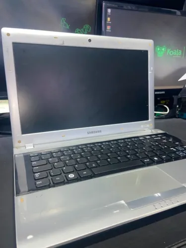 NOTEBOOK SAMSUNG NP-RV415L